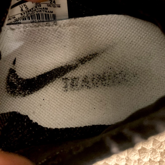 Nike Free TR Flyknit 3 Women’s Running Shoes Black Dark Grey Size 7.5 942887-010 - Picture 11 of 12